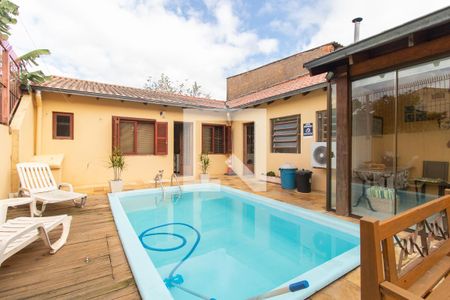 Casa à venda com 279m², 4 quartos e 4 vagasPiscina