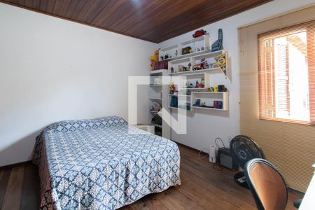 Casa à venda com 279m², 4 quartos e 4 vagasQuarto