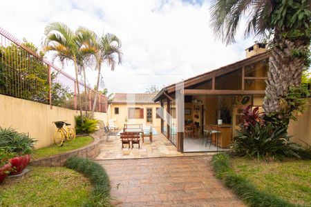 Casa à venda com 279m², 4 quartos e 4 vagasQuintal