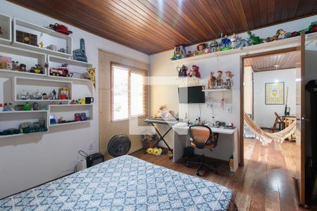 Casa à venda com 279m², 4 quartos e 4 vagasQuarto