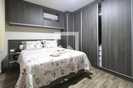 Casa à venda com 300m², 3 quartos e 5 vagasSuíte 2