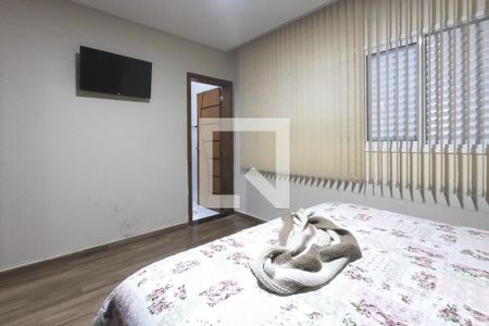 Casa à venda com 300m², 3 quartos e 5 vagasSuíte 2