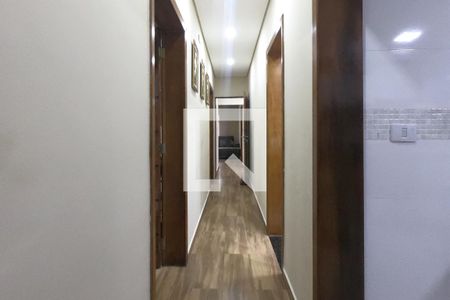 Casa à venda com 300m², 3 quartos e 5 vagasCorredor