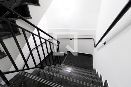 Apartamento à venda com 27m², 1 quarto e sem vagaÁrea Comum - Escada de Acesso