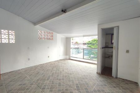 Casa para alugar com 2 quartos, 50m² em Curicica, Rio de Janeiro