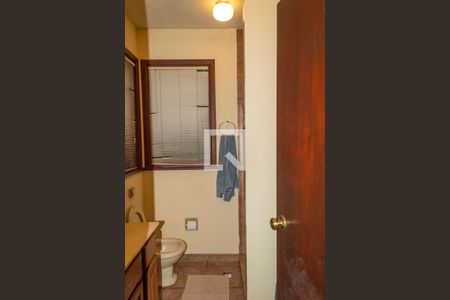 Casa de condomínio à venda com 500m², 5 quartos e 3 vagasBanheiro da Suíte 2