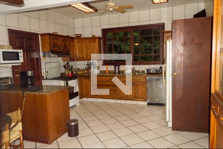 Casa de condomínio à venda com 500m², 5 quartos e 3 vagasCozinha