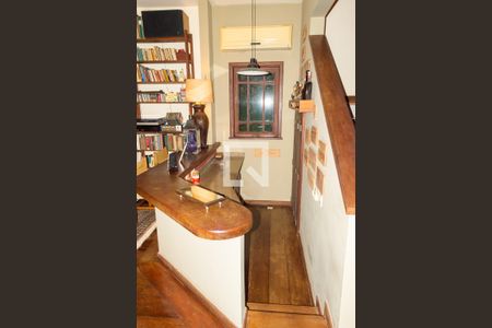 Casa de condomínio à venda com 500m², 5 quartos e 3 vagasdetalhe sala