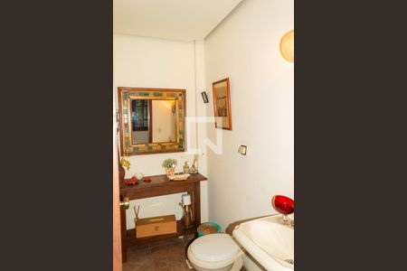 Casa de condomínio à venda com 500m², 5 quartos e 3 vagasBanheiro