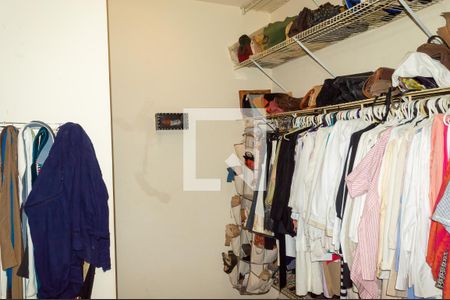 Casa de condomínio à venda com 500m², 5 quartos e 3 vagasCloset do quarto 2