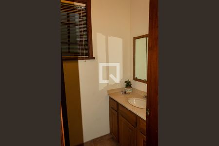 Casa de condomínio à venda com 500m², 5 quartos e 3 vagasBanheiro do Quarto 4