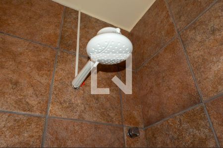 Casa de condomínio à venda com 500m², 5 quartos e 3 vagasBanheiro do Quarto 4 detalhe