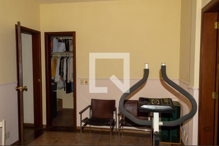 Casa de condomínio à venda com 500m², 5 quartos e 3 vagasQuarto 3 - Suíte