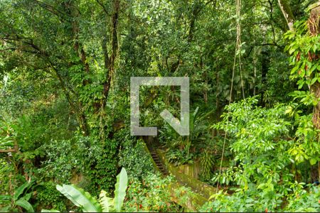 Casa de condomínio à venda com 500m², 5 quartos e 3 vagasVista