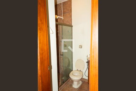 Casa de condomínio à venda com 500m², 5 quartos e 3 vagasBanheiro da Suíte 1