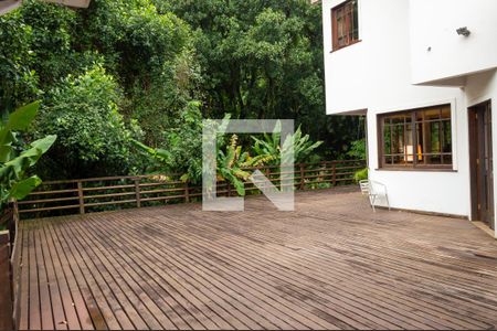 Casa de condomínio à venda com 500m², 5 quartos e 3 vagasvaranda