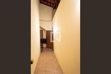 Casa de condomínio à venda com 500m², 5 quartos e 3 vagasCorredor