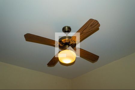 Casa de condomínio à venda com 500m², 5 quartos e 3 vagasQuarto 3 - Suíte detalha