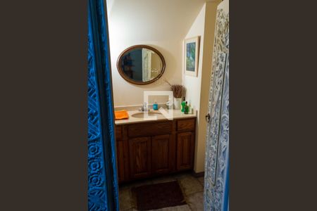 Casa de condomínio à venda com 500m², 5 quartos e 3 vagasLavabo