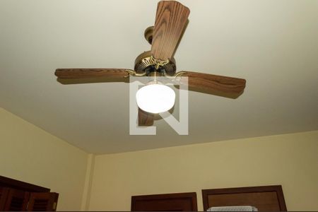 Casa de condomínio à venda com 500m², 5 quartos e 3 vagasQuarto 5- Suíte detalhe