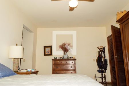 Casa de condomínio à venda com 500m², 5 quartos e 3 vagasQuarto 2 - Suíte