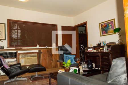 Casa de condomínio à venda com 500m², 5 quartos e 3 vagasQuarto