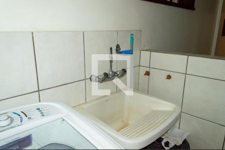 Casa de condomínio à venda com 500m², 5 quartos e 3 vagasDetalhe da area de serviço