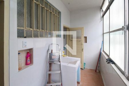 Apartamento para alugar com 110m², 3 quartos e sem vaga Apartamento para alugar com 110m², 3 quartos e sem vagaÁrea de serviço