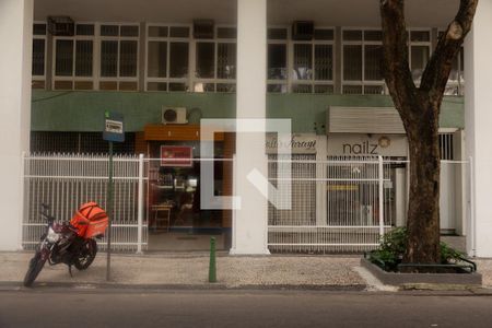 Apartamento para alugar com 117m², 3 quartos e 1 vaga Apartamento para alugar com 117m², 3 quartos e 1 vagaFachada