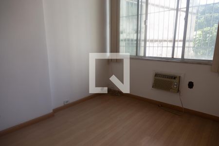 Apartamento para alugar com 117m², 3 quartos e 1 vaga Apartamento para alugar com 117m², 3 quartos e 1 vagaQuarto 2