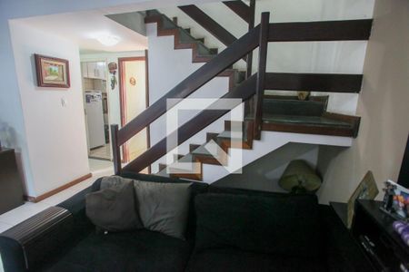 Sala de casa de condomínio para alugar com 3 quartos, 118m² em Taquara, Rio de Janeiro