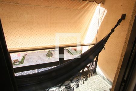 Casa de condomínio para alugar com 118m², 3 quartos e 1 vaga Casa de condomínio para alugar com 118m², 3 quartos e 1 vagaVaranda
