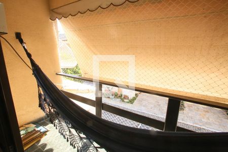 Casa de condomínio para alugar com 118m², 3 quartos e 1 vaga Casa de condomínio para alugar com 118m², 3 quartos e 1 vagaVaranda