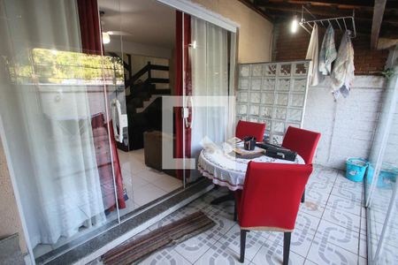 Casa de condomínio para alugar com 118m², 3 quartos e 1 vaga Casa de condomínio para alugar com 118m², 3 quartos e 1 vagaÁrea Gourmet