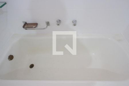 Casa à venda com 1000m², 7 quartos e 5 vagasBanheira