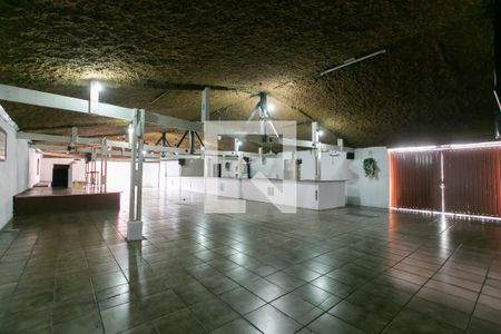 Casa à venda com 760m², 4 quartos e 2 vagasSalão de Festas