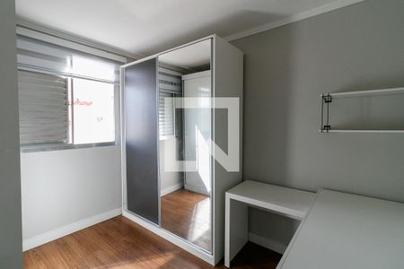 Quarto 1 de apartamento para alugar com 3 quartos, 45m² em Conjunto Habitacional Padre Manoel de Paiva, São Paulo