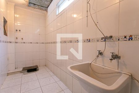 Casa à venda com 172m², 3 quartos e 1 vagaÁrea de Serviço