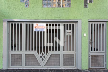 Casa à venda com 172m², 3 quartos e 1 vagaFachada