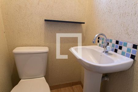 Casa à venda com 172m², 3 quartos e 1 vagaBanheiro da Suíte 2