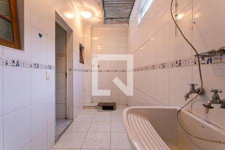 Casa à venda com 172m², 3 quartos e 1 vagaÁrea de Serviço