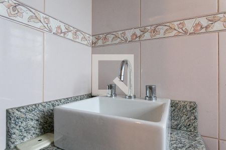 Casa à venda com 172m², 3 quartos e 1 vagaBanheiro da Suíte 1