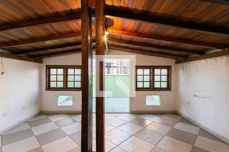 Casa à venda com 172m², 3 quartos e 1 vagaSalão