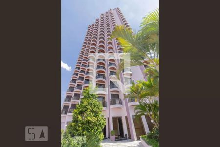 Apartamento à venda com 117m², 3 quartos e 2 vagasFachada