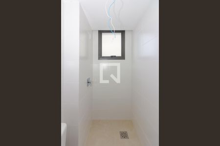 Apartamento à venda com 73m², 2 quartos e 2 vagas Apartamento à venda com 73m², 2 quartos e 2 vagasBanheiro