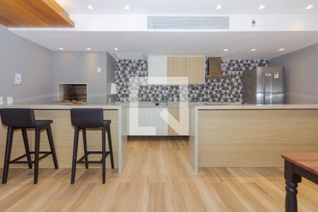 Apartamento à venda com 73m², 2 quartos e 2 vagas Apartamento à venda com 73m², 2 quartos e 2 vagasÁrea comum - Salão de festas