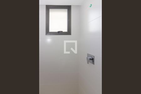 Banheiro da Suíte de apartamento à venda com 2 quartos, 73m² em Petrópolis, Porto Alegre