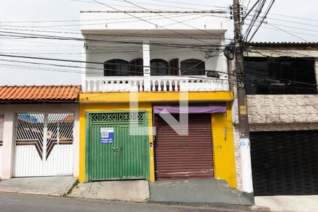 Casa à venda com 97m², 2 quartos e 1 vagaFachada 
