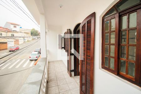 Varanda de casa à venda com 1 quarto, 55m² em Vila Carmosina, São Paulo