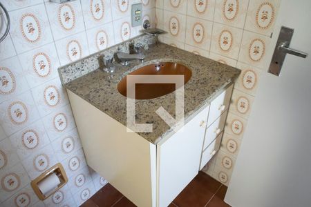 Apartamento à venda com 120m², 3 quartos e 2 vagas Apartamento à venda com 120m², 3 quartos e 2 vagasBanheiro quarto 2